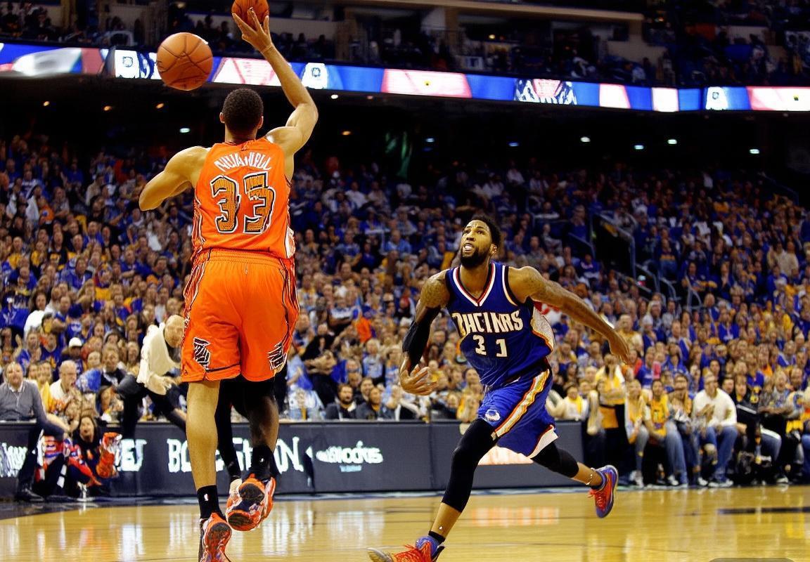 太阳队VS步行者队:301赛事精彩对决回顾与战术解析